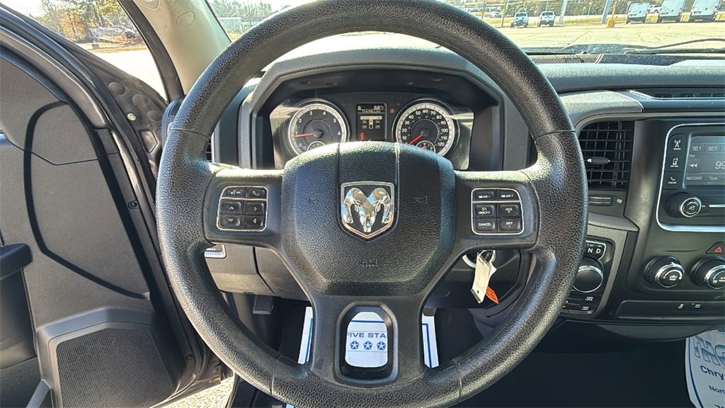 Used 2017 RAM 1500 Express image 20