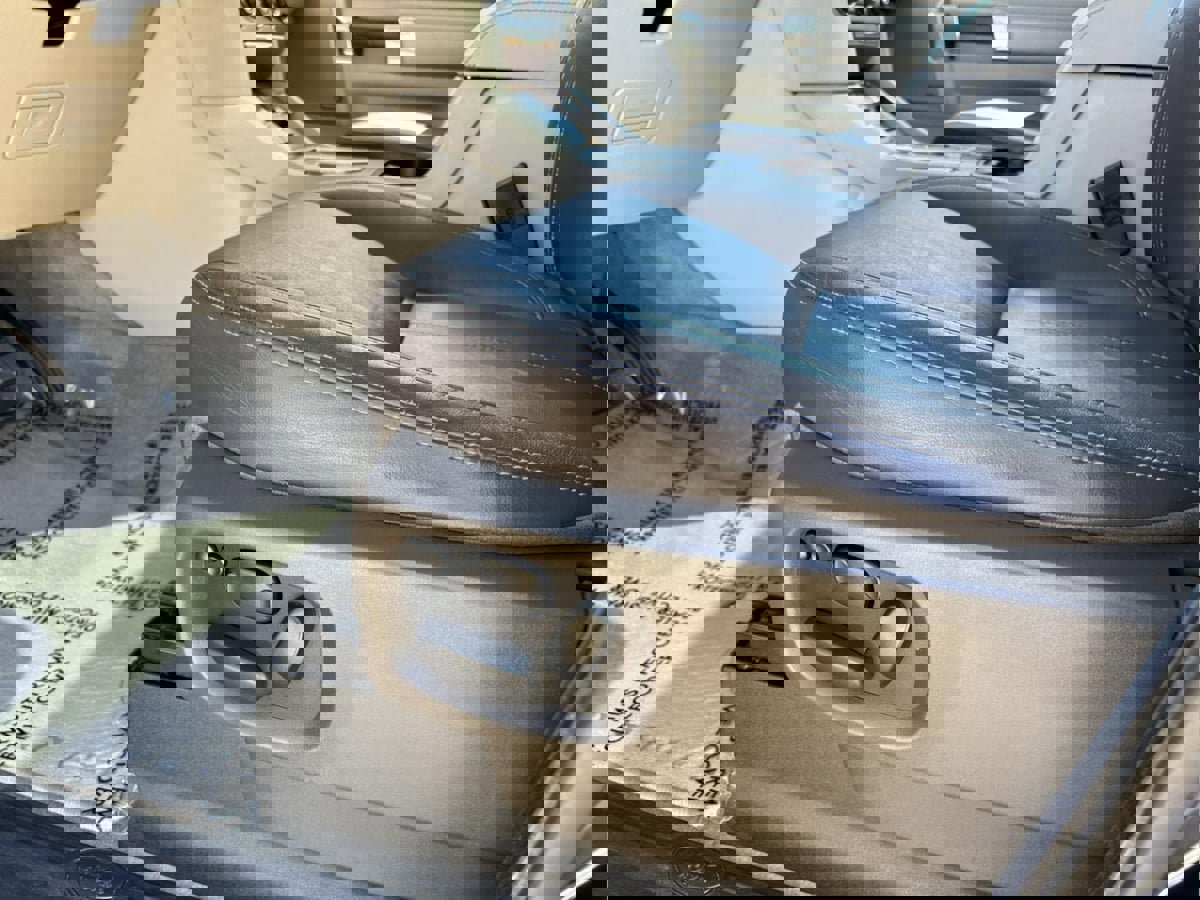 Used 2014 Land Rover LR4 HSE LUX image 13