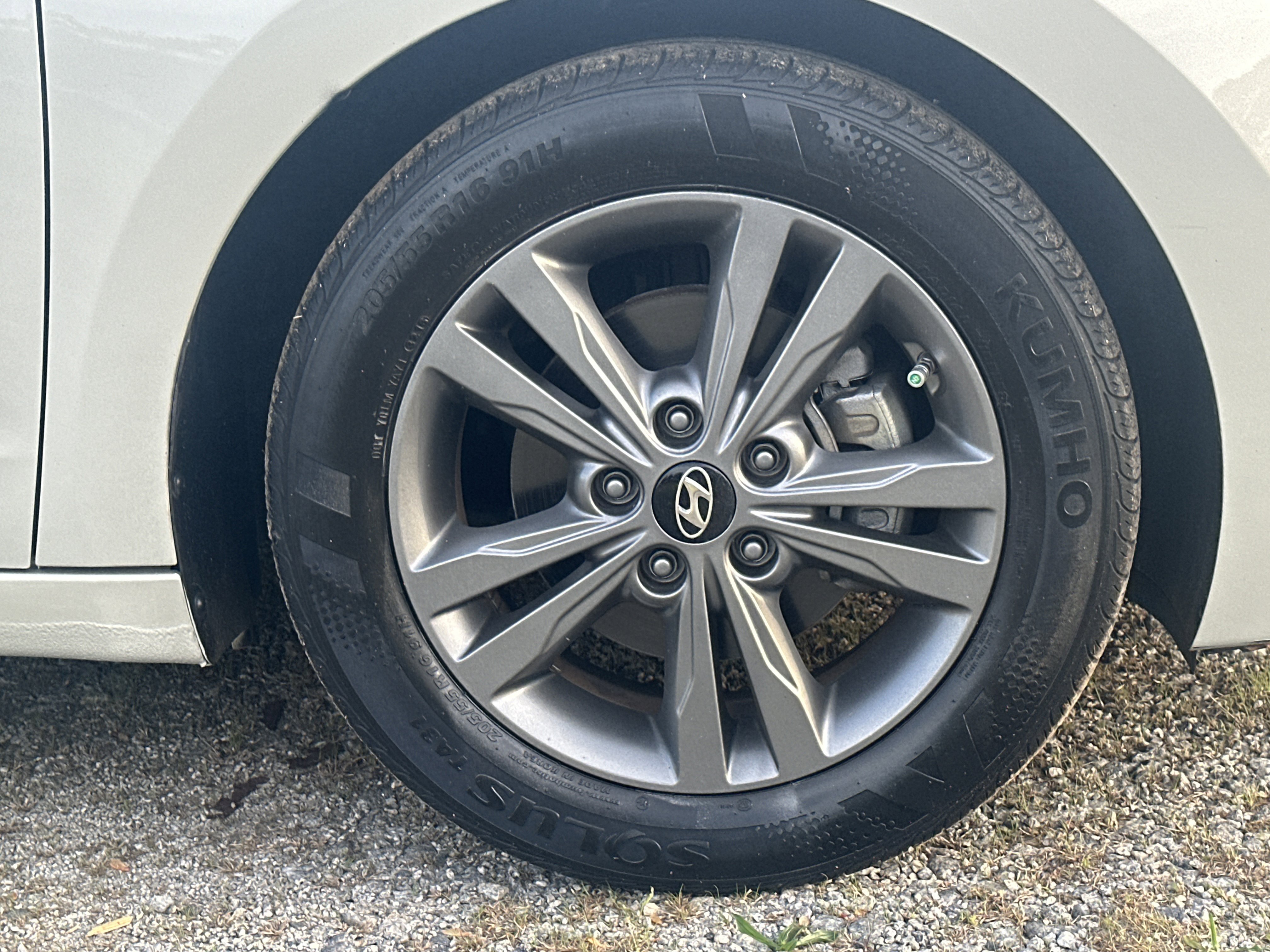 Used 2018 Hyundai Elantra SEL w/ Cargo Package image 12