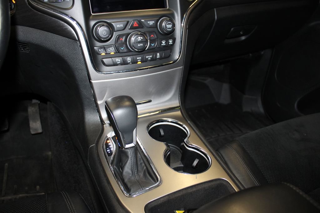 Used 2018 Jeep Grand Cherokee Altitude image 21