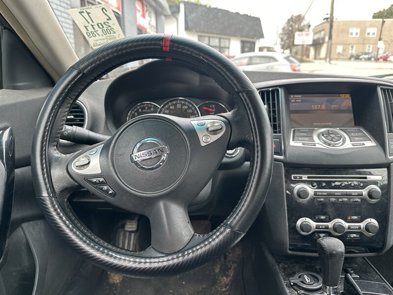 Used 2011 Nissan Maxima 3.5 SV w/ Monitor Pkg FWD image 7