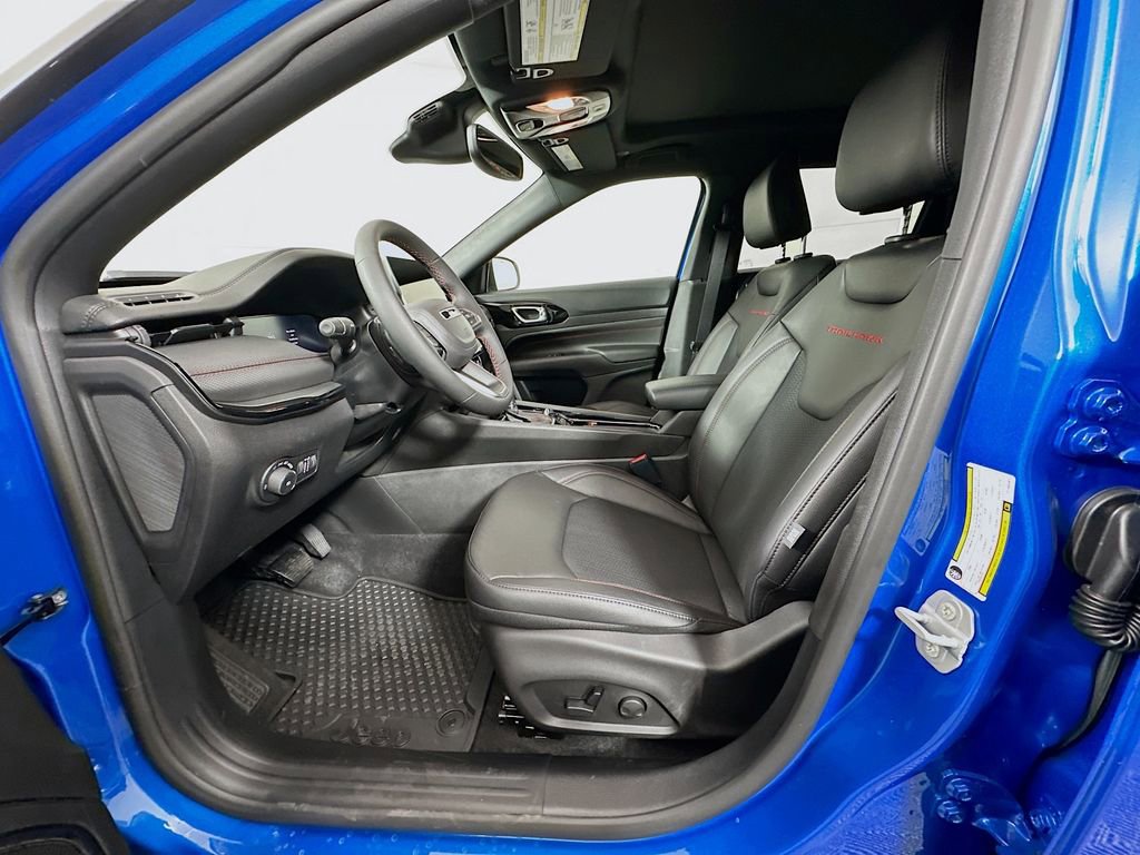 New 2026 Jeep Compass Trailhawk w/ Sun, Sound & Navigation Group image 10