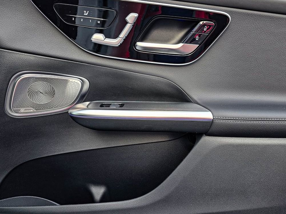 New 2026 Mercedes-Benz GLC 300 4MATIC image 37