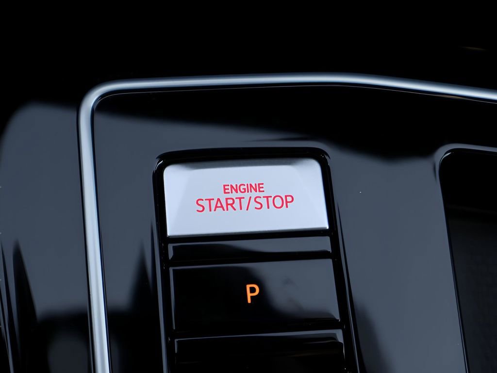 Used 2025 Volkswagen GTI SE image 28