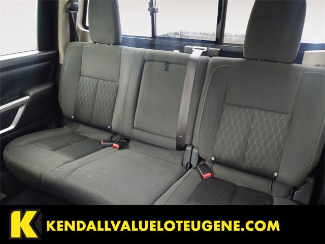 Used 2017 Nissan Titan SV image 13