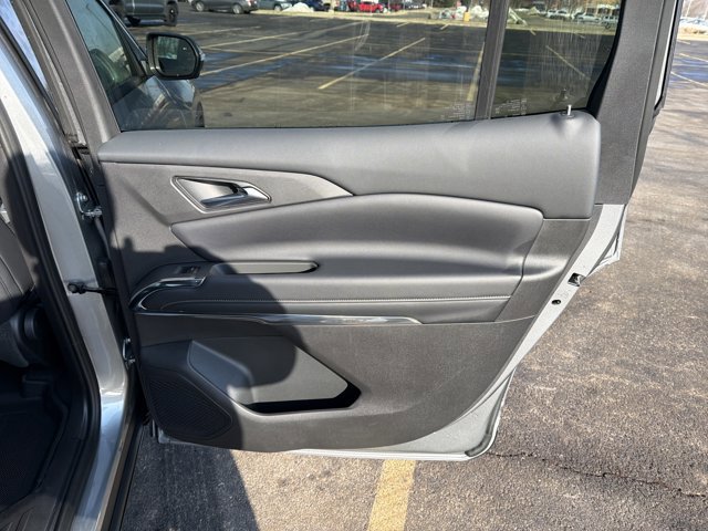 New 2026 Chevrolet Traverse LT image 29