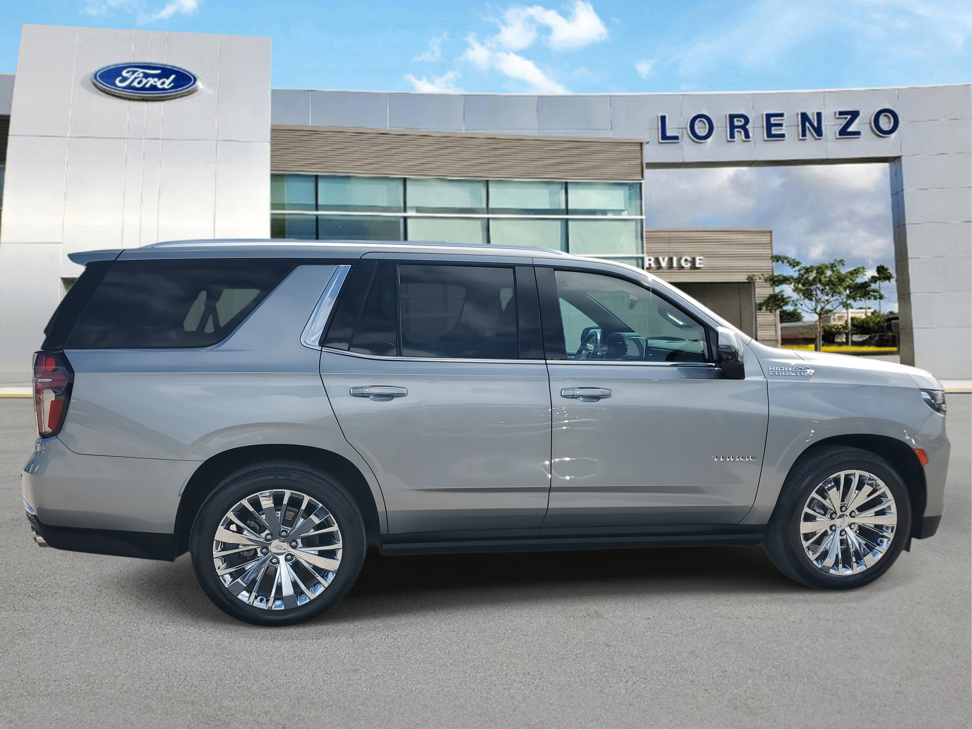 Used 2024 Chevrolet Tahoe High Country image 4