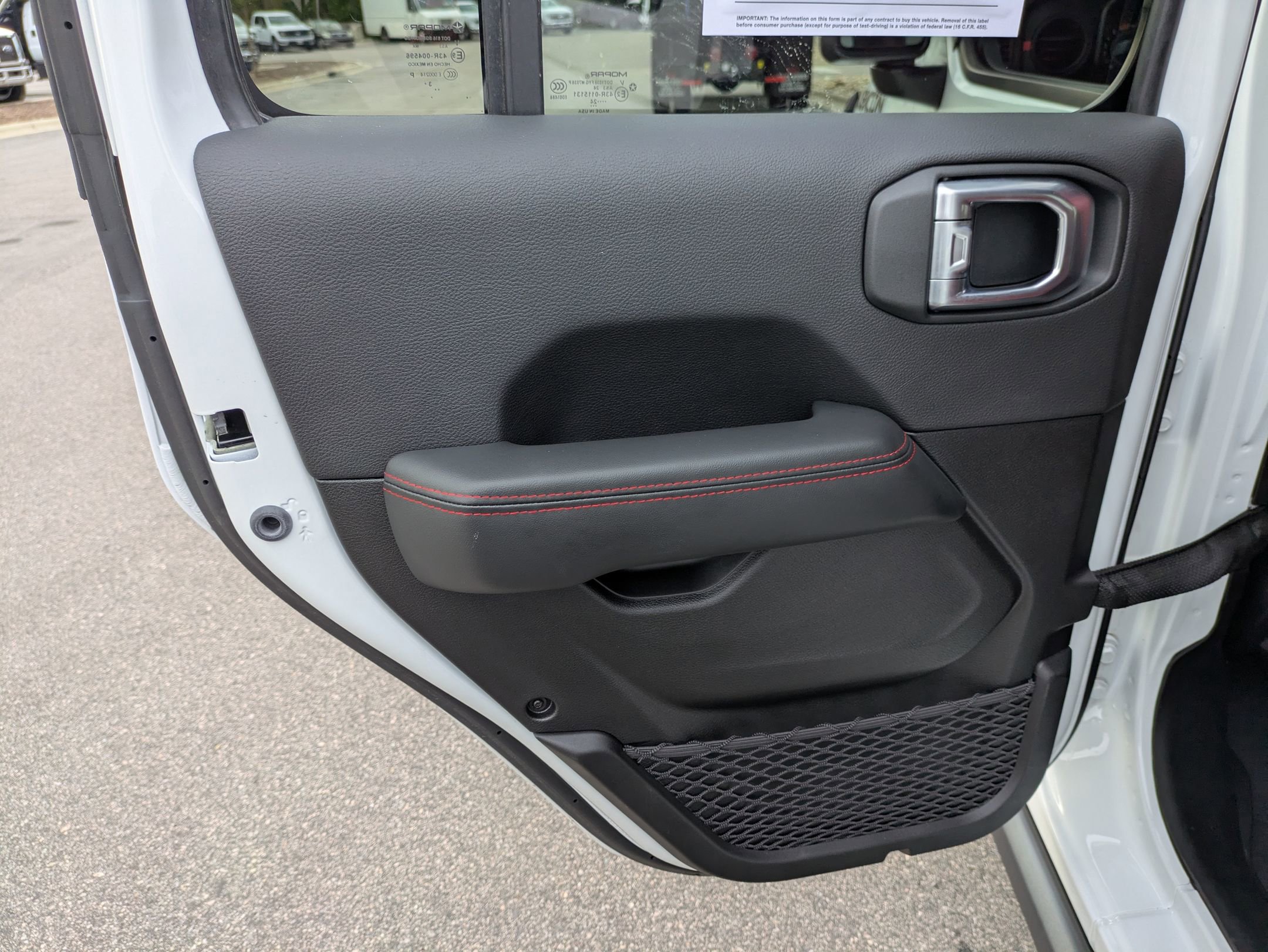 Used 2024 Jeep Wrangler Unlimited Rubicon 392 image 31