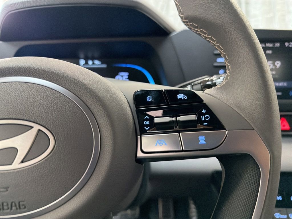 New 2026 Hyundai Elantra SEL Sport image 17