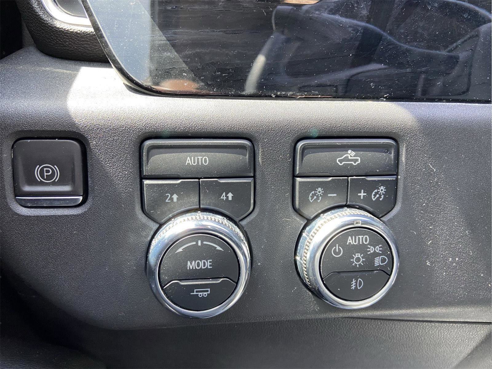 Used 2023 GMC Sierra 1500 Elevation AWD/4WD image 19
