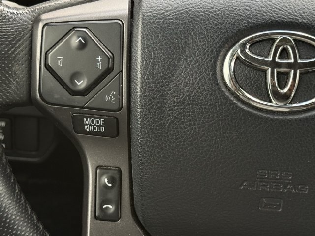 Used 2020 Toyota Tacoma TRD Sport w/ Technology Package RWD image 15