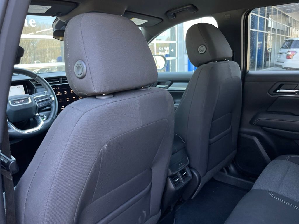 Used 2025 GMC Terrain Elevation image 27