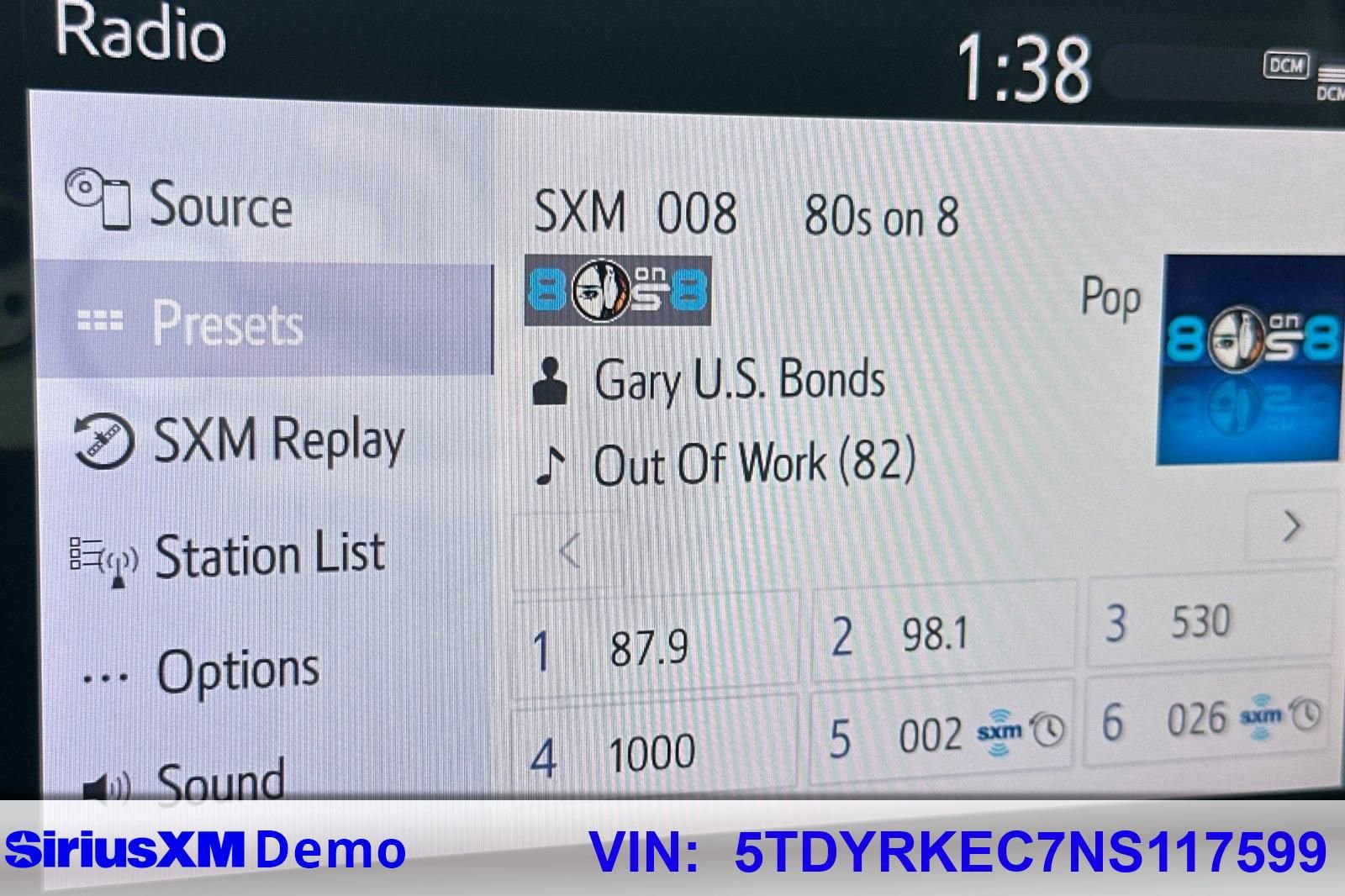 Certified 2022 Toyota Sienna XLE FWD image 34