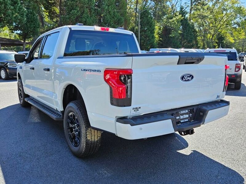 New 2025 Ford F150 Lightning XLT image 12