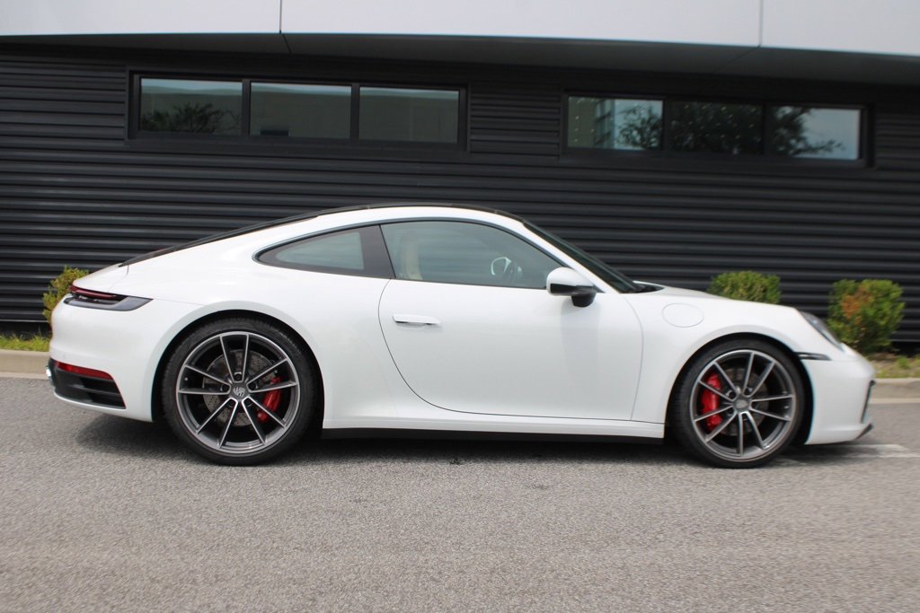 Used 2020 Porsche 911 Carrera S image 8