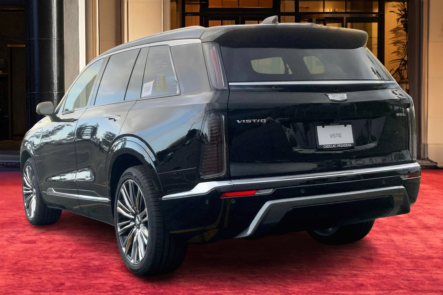 Used 2026 Cadillac Vistiq Premium Luxury AWD/4WD image 4
