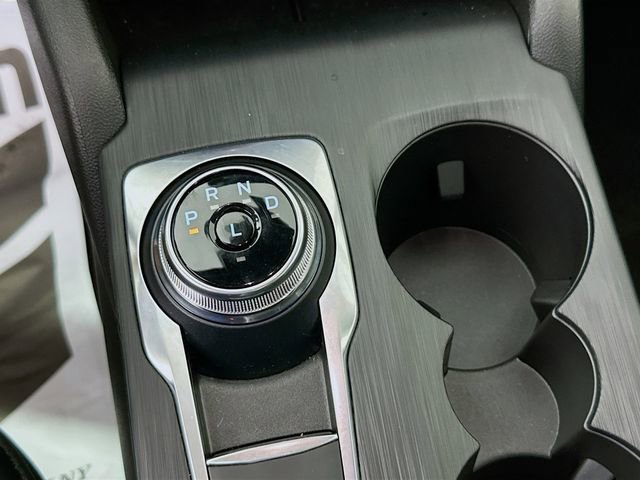 Used 2026 Ford Escape ST-Line w/ Cold Weather Package image 17