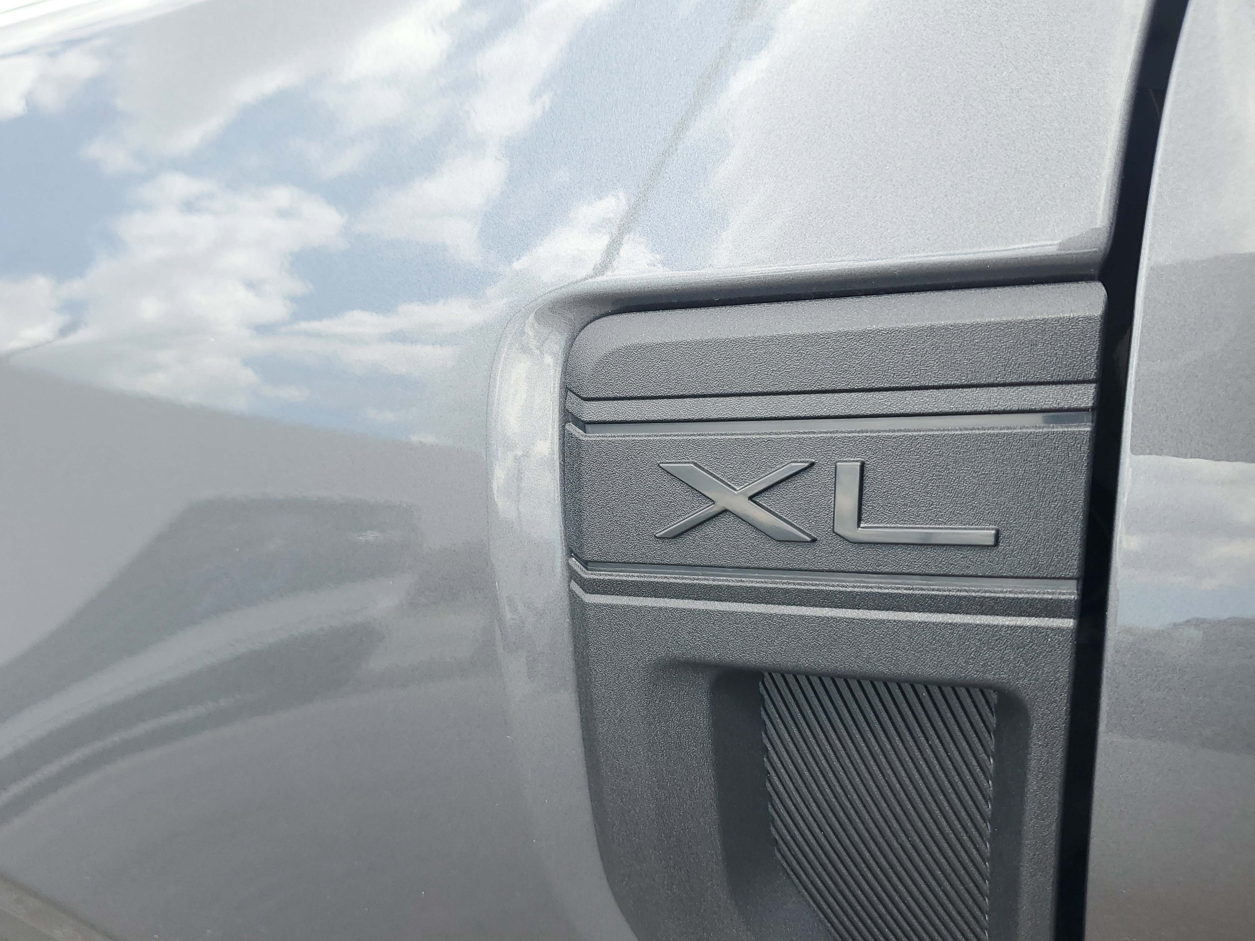 New 2026 Ford Maverick XL FWD image 9