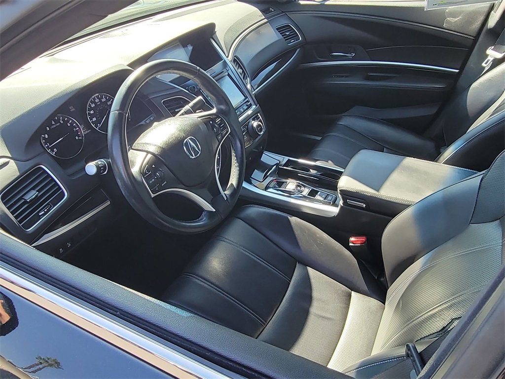 Used 2018 Acura RLX w/ Technology Package image 10