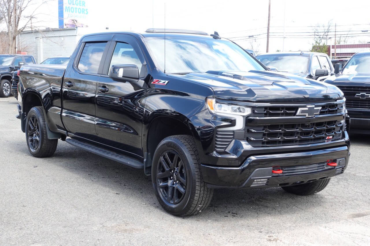 Used 2022 Chevrolet Silverado 1500 LT Trail Boss w/ LT Trail Boss Premium Package AWD/4WD image 5