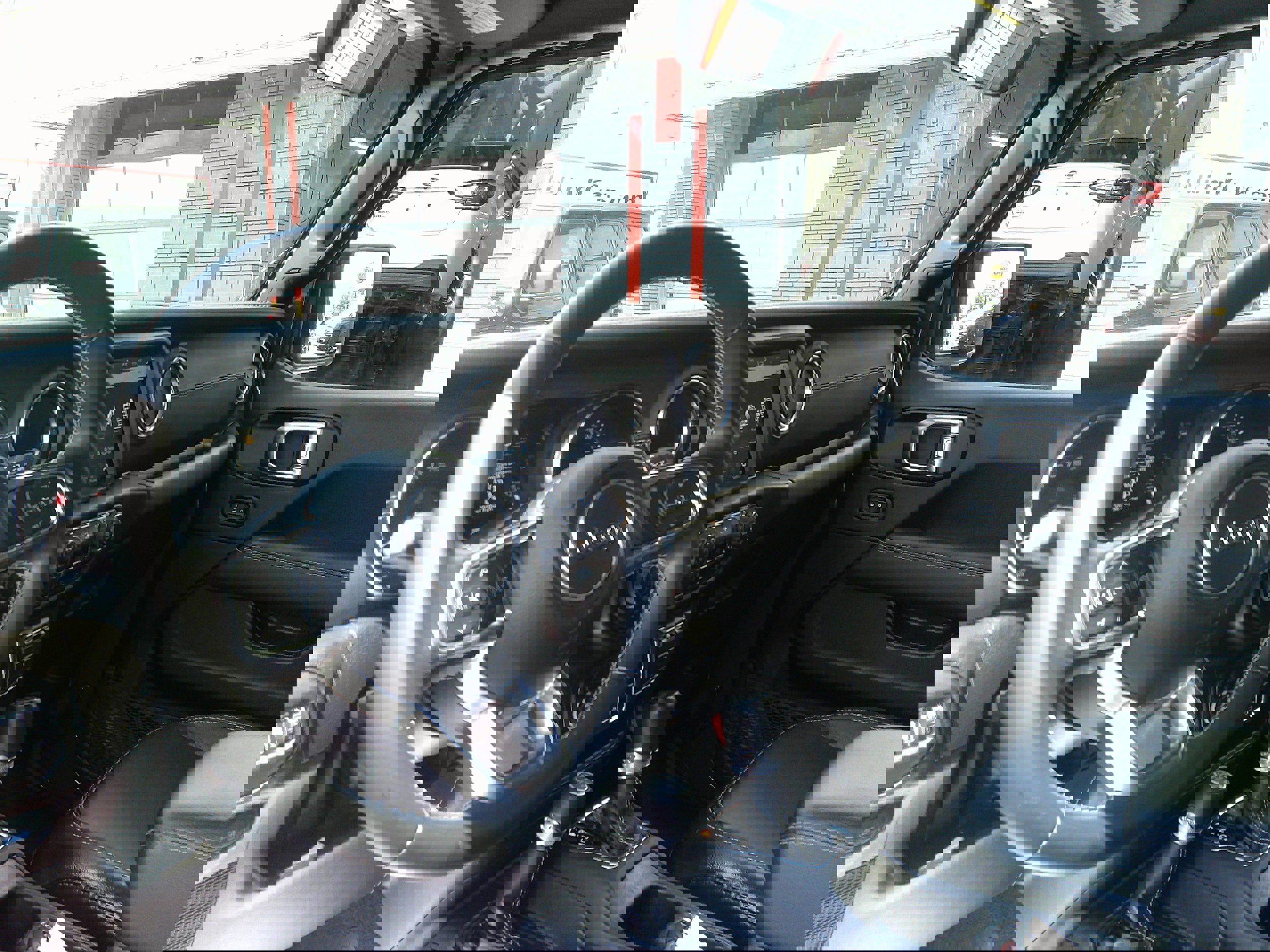 Used 2022 Jeep Wrangler Sahara image 18