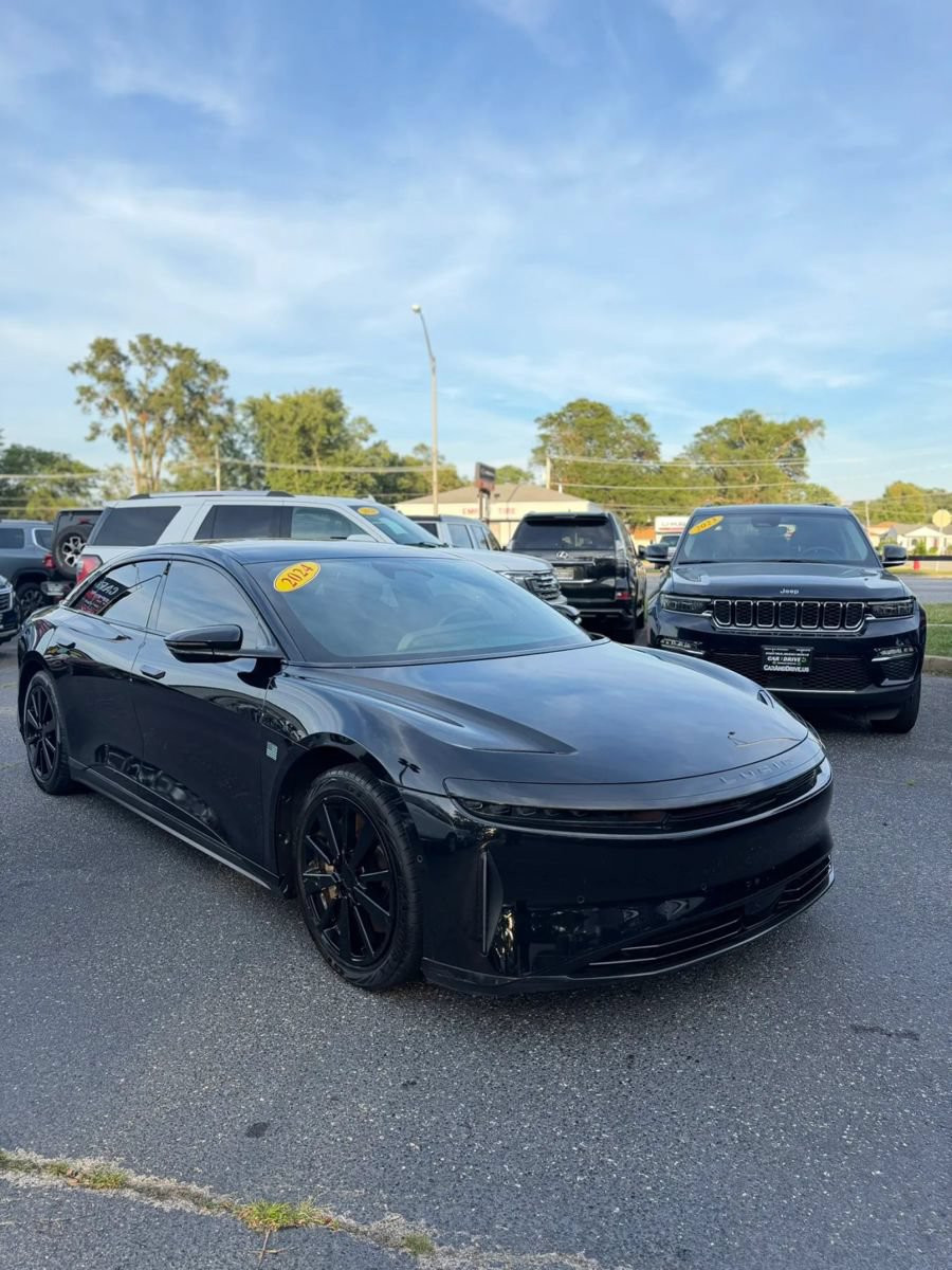 Used 2024 Lucid Air Pure RWD image 6