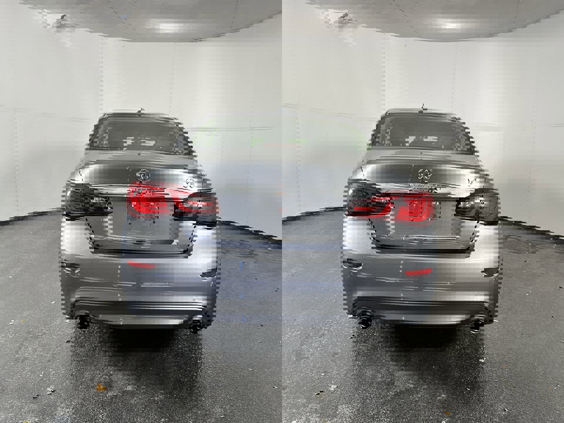 Used 2019 INFINITI Q70 Luxe w/ Proactive Package image 10