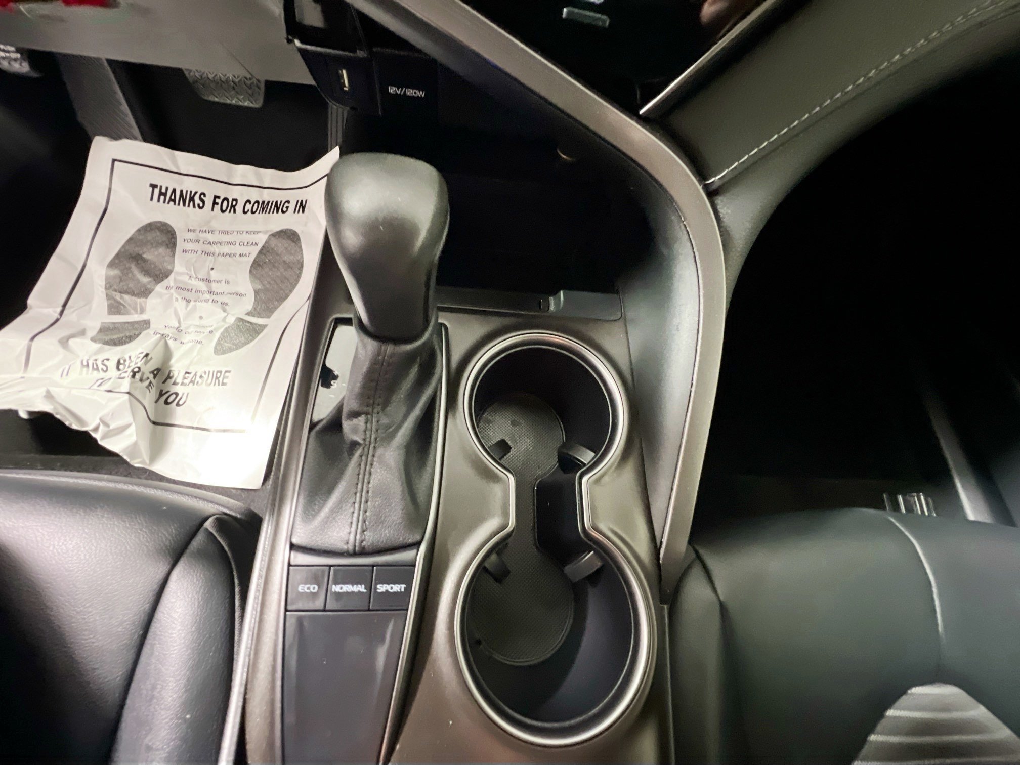 Used 2024 Toyota Camry SE FWD image 24