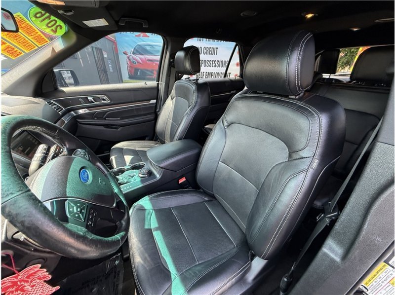 Used 2016 Ford Explorer Limited image 19