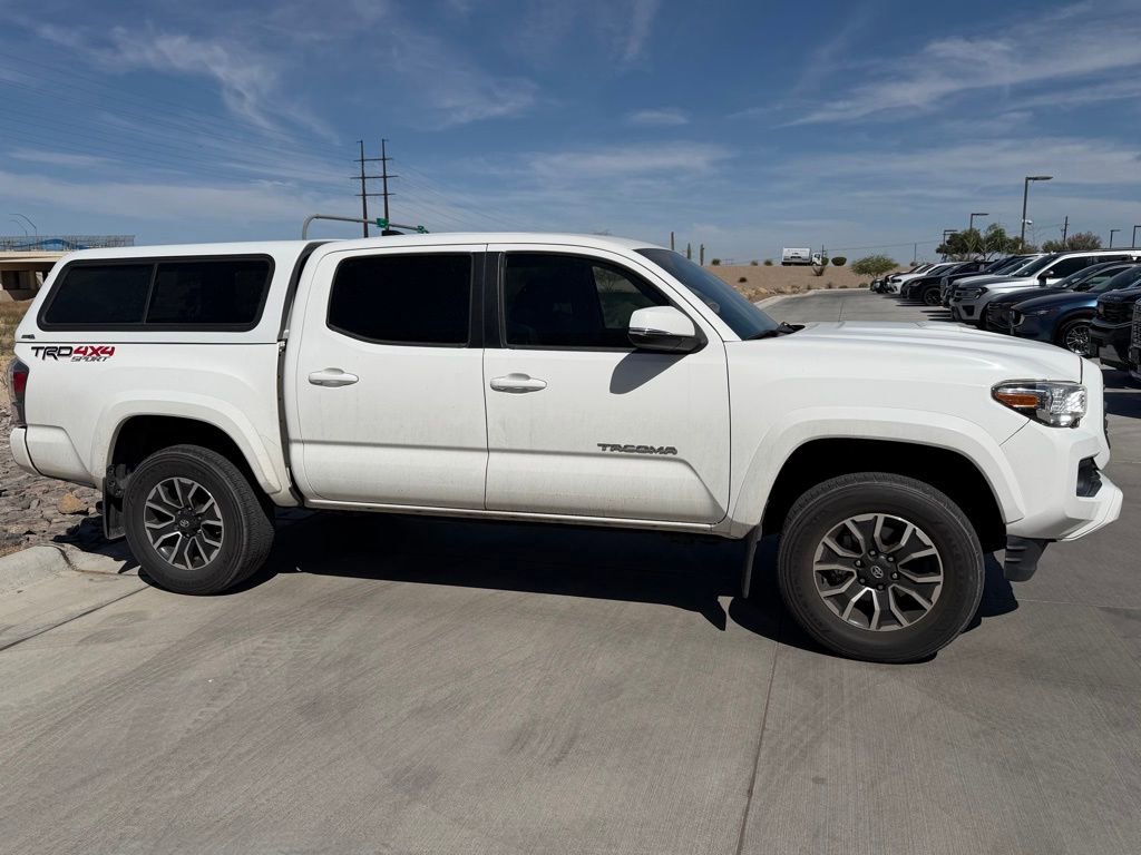 Used 2021 Toyota Tacoma TRD Sport w/ Technology Package image 3