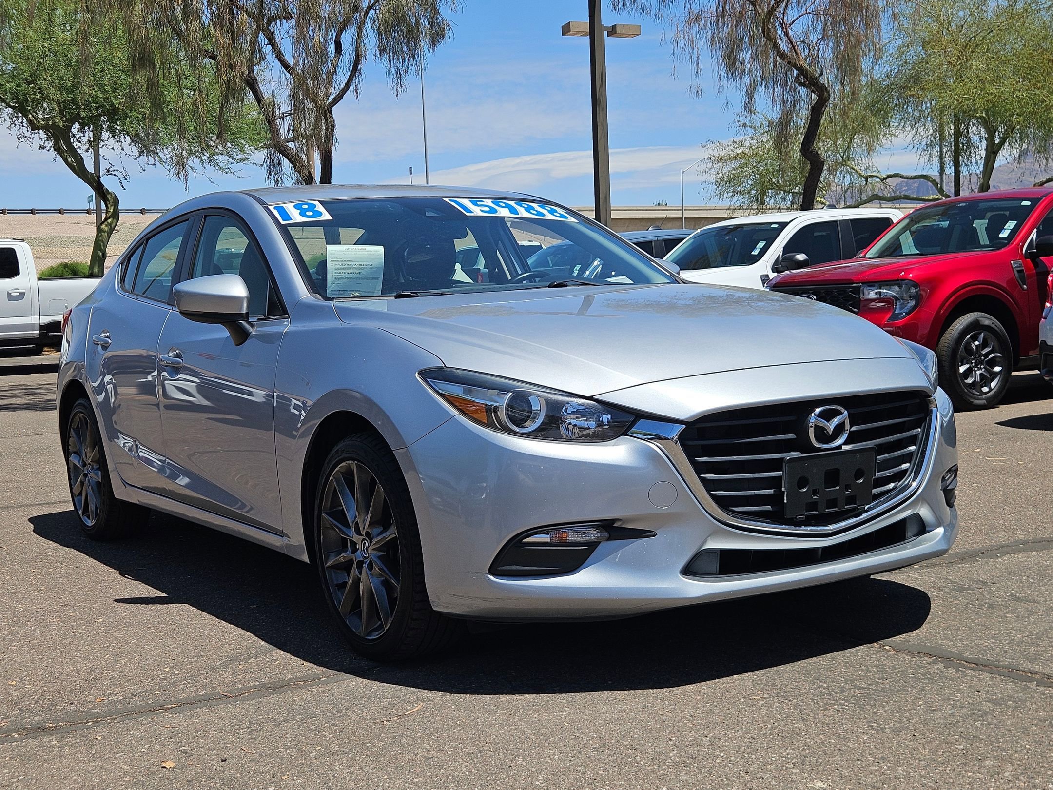 Used 2018 MAZDA MAZDA3 Touring FWD image 3