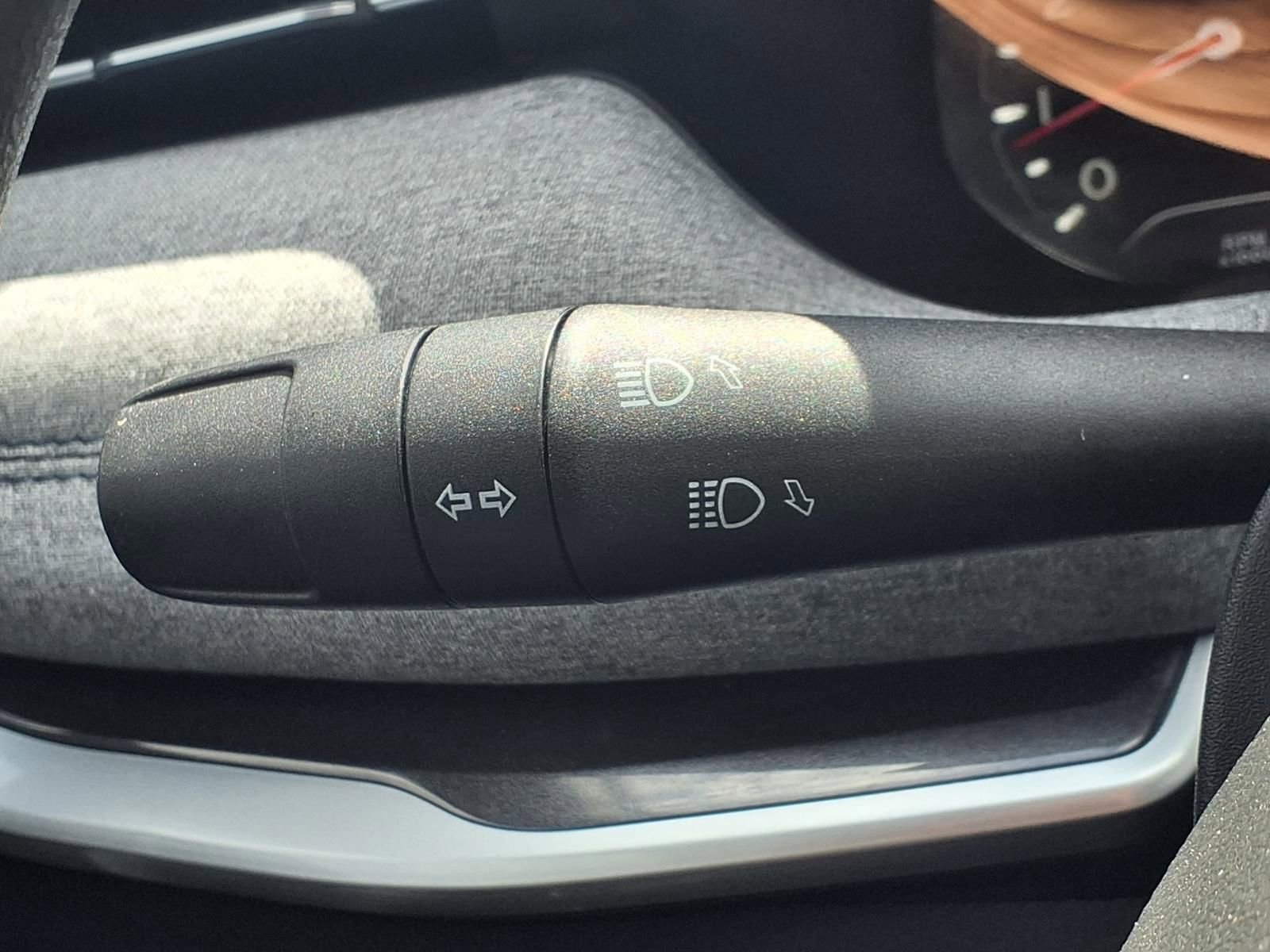 Used 2024 Jeep Compass Sport image 13