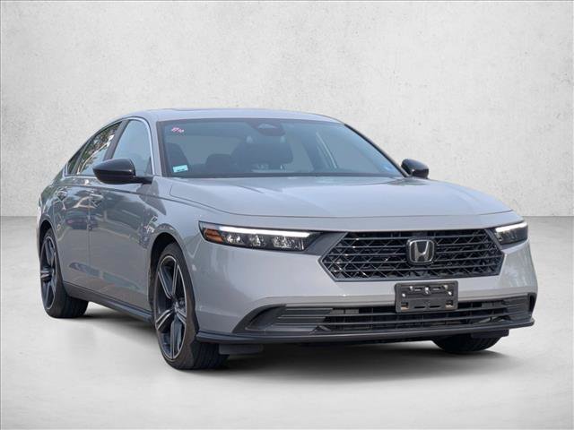 Used 2024 Honda Accord Sport image 3