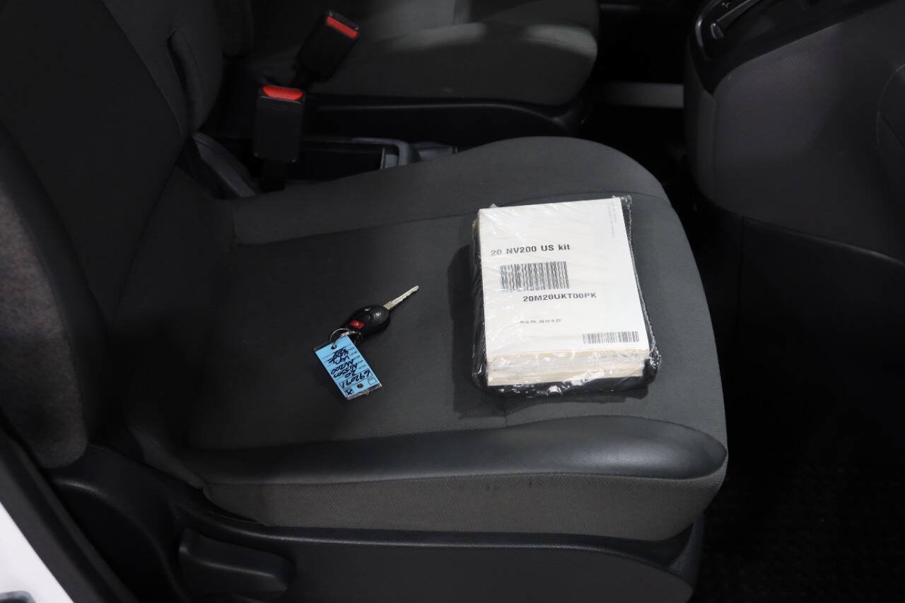 Used 2020 Nissan NV200 SV FWD image 31