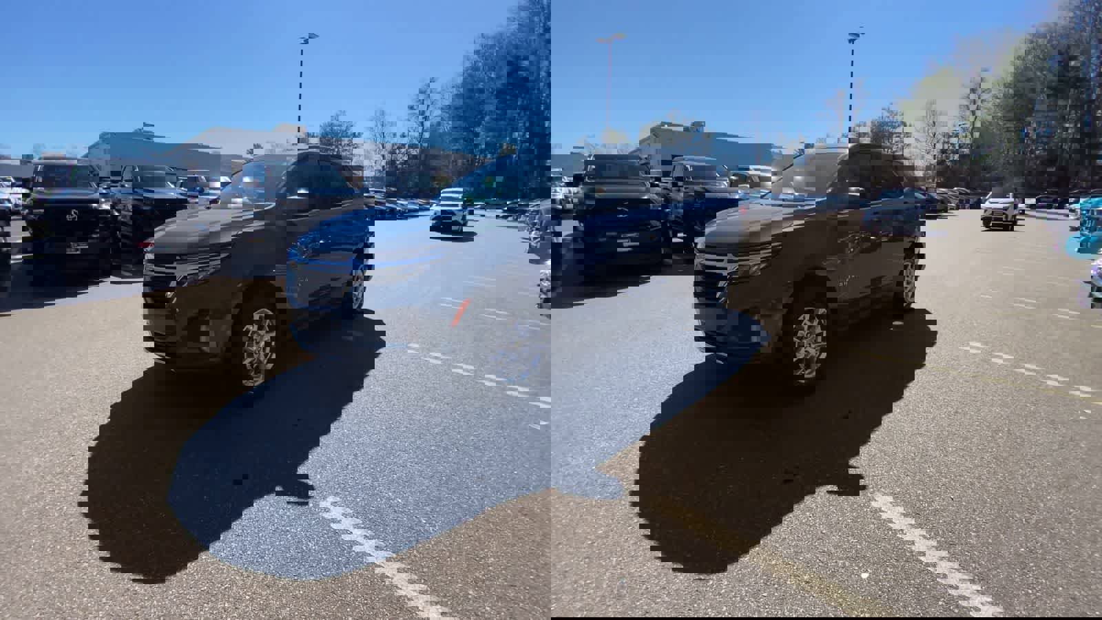 Used 2024 Chevrolet Equinox LT image 9