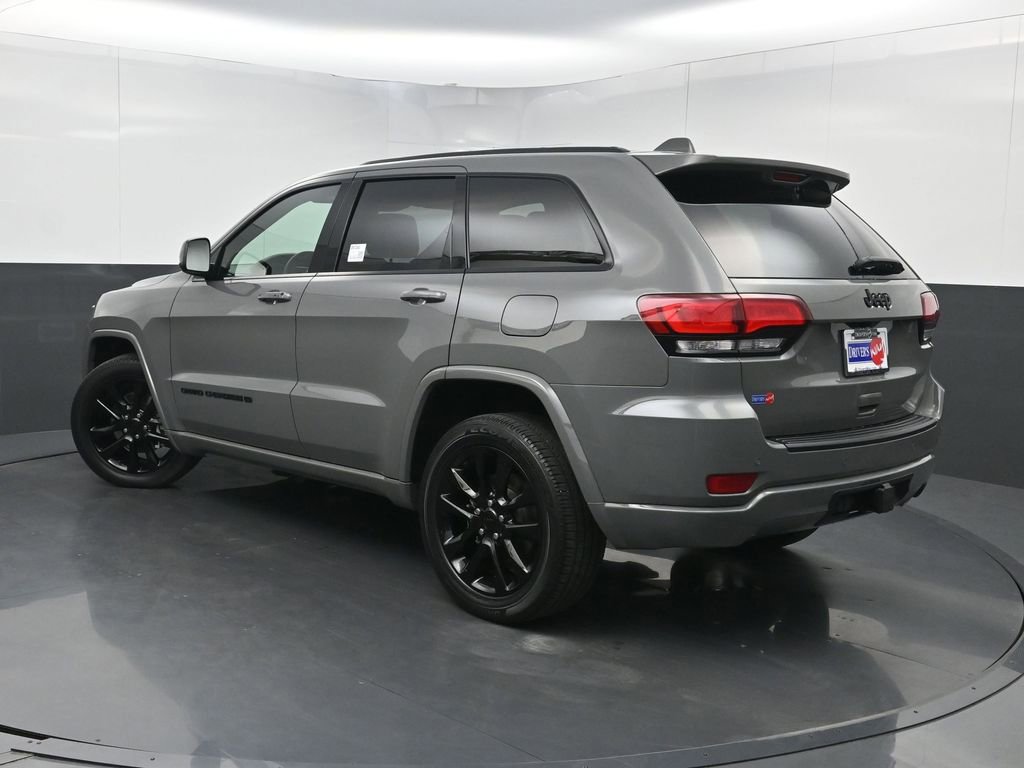 Used 2022 Jeep Grand Cherokee Laredo X RWD image 22