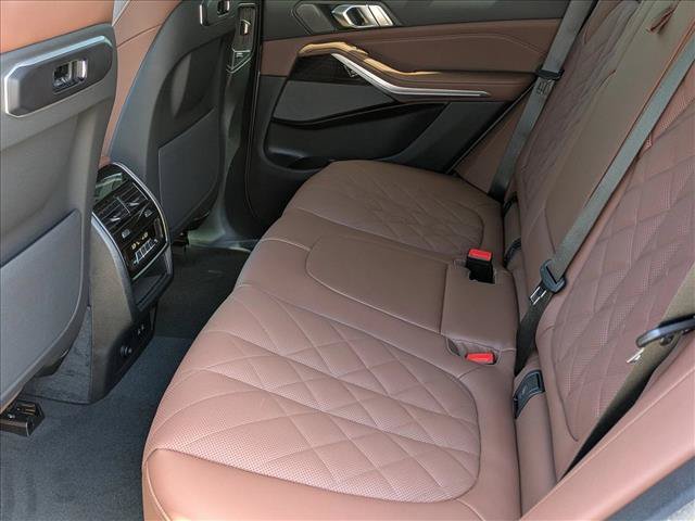 New 2026 BMW X5 xDrive40i w/ M Sport Package AWD/4WD image 17