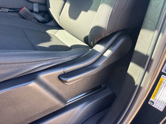 Used 2021 Chevrolet Silverado 2500 Custom w/ Custom Value Package AWD/4WD image 18