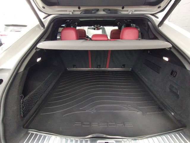 Used 2022 Porsche Cayenne GTS image 48