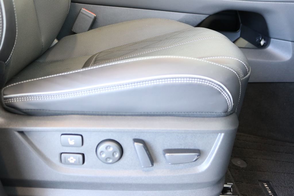 Certified 2025 INFINITI QX80 Sensory image 39