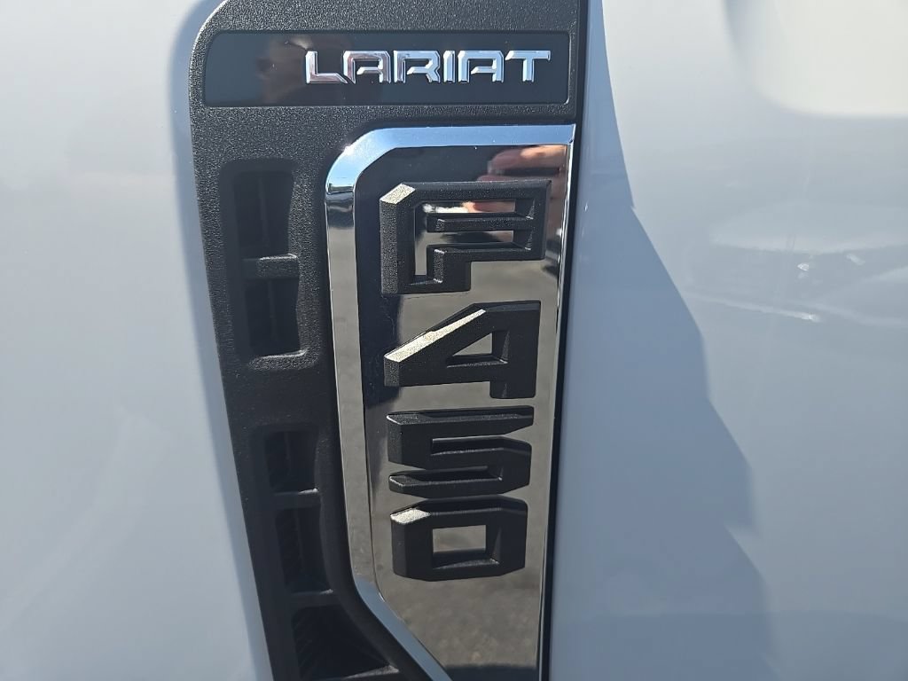 Used 2026 Ford F450 Lariat w/ FX4 Off-Road Package AWD/4WD image 43
