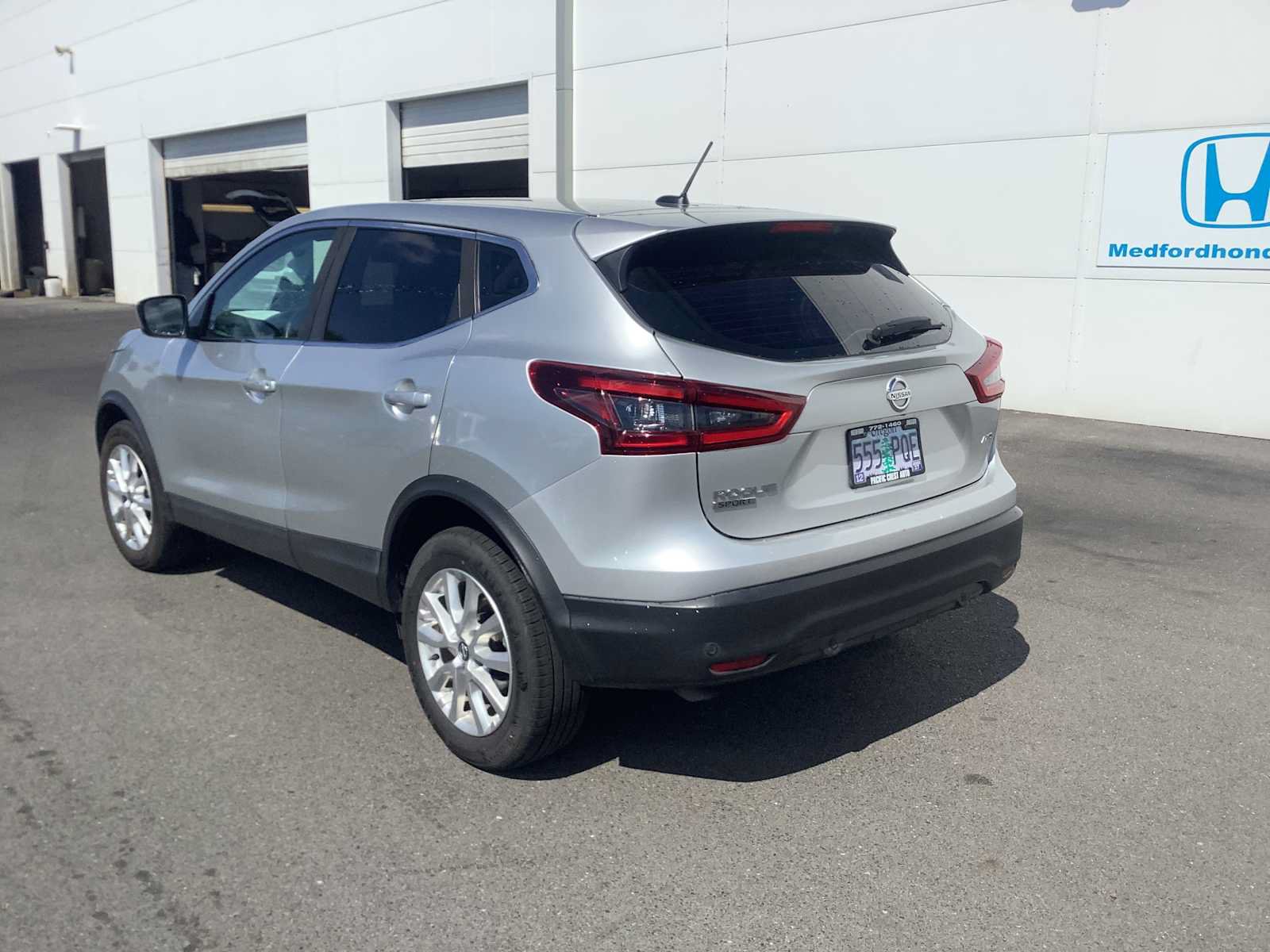 Used 2021 Nissan Rogue Sport S AWD/4WD image 3