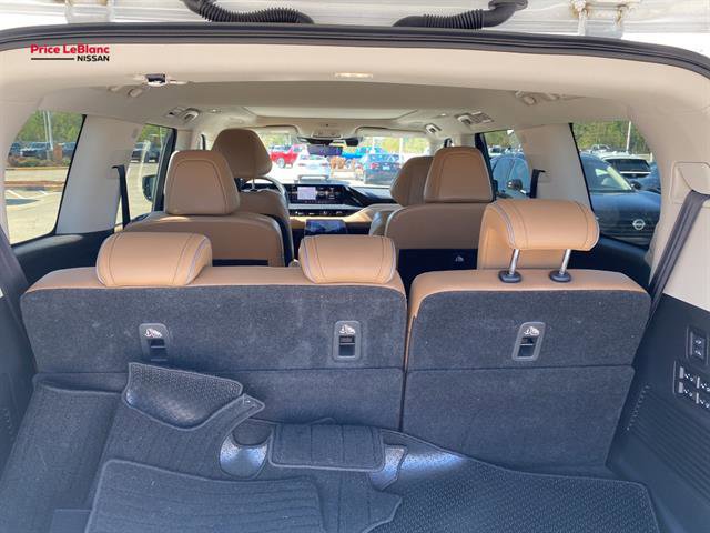 Used 2025 INFINITI QX80 Sensory image 10