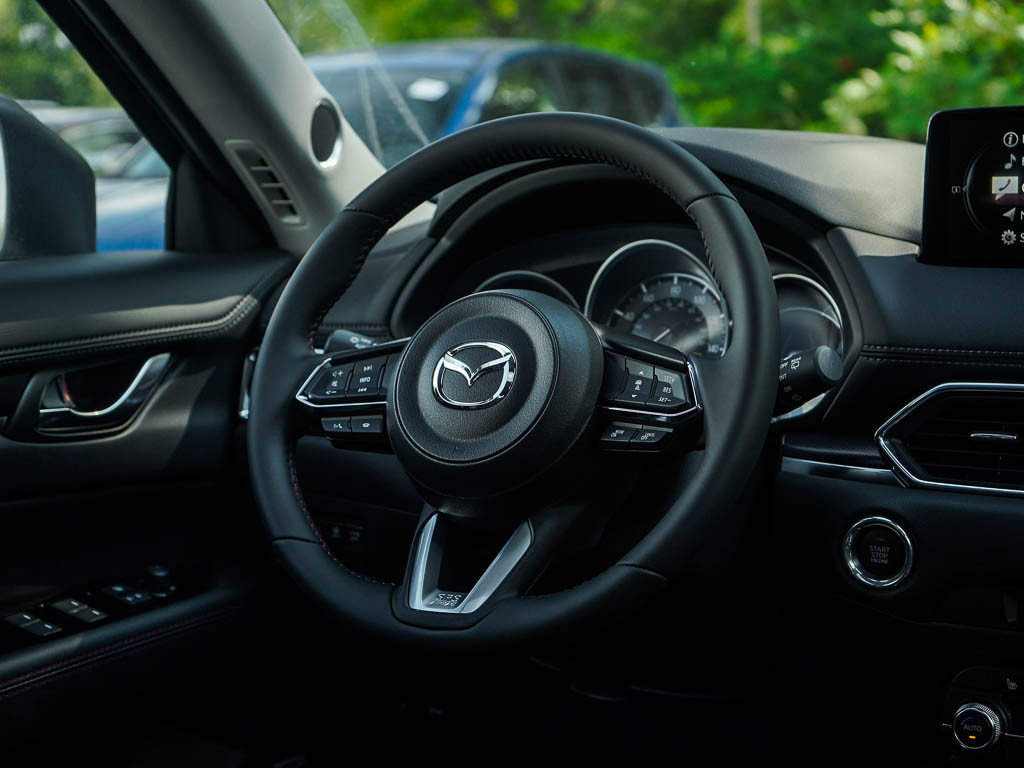 New 2025 MAZDA CX-5 Carbon Edition image 16