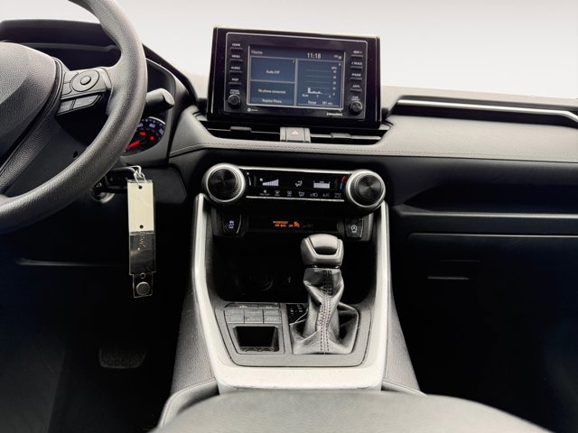 Used 2020 Toyota RAV4 LE image 11