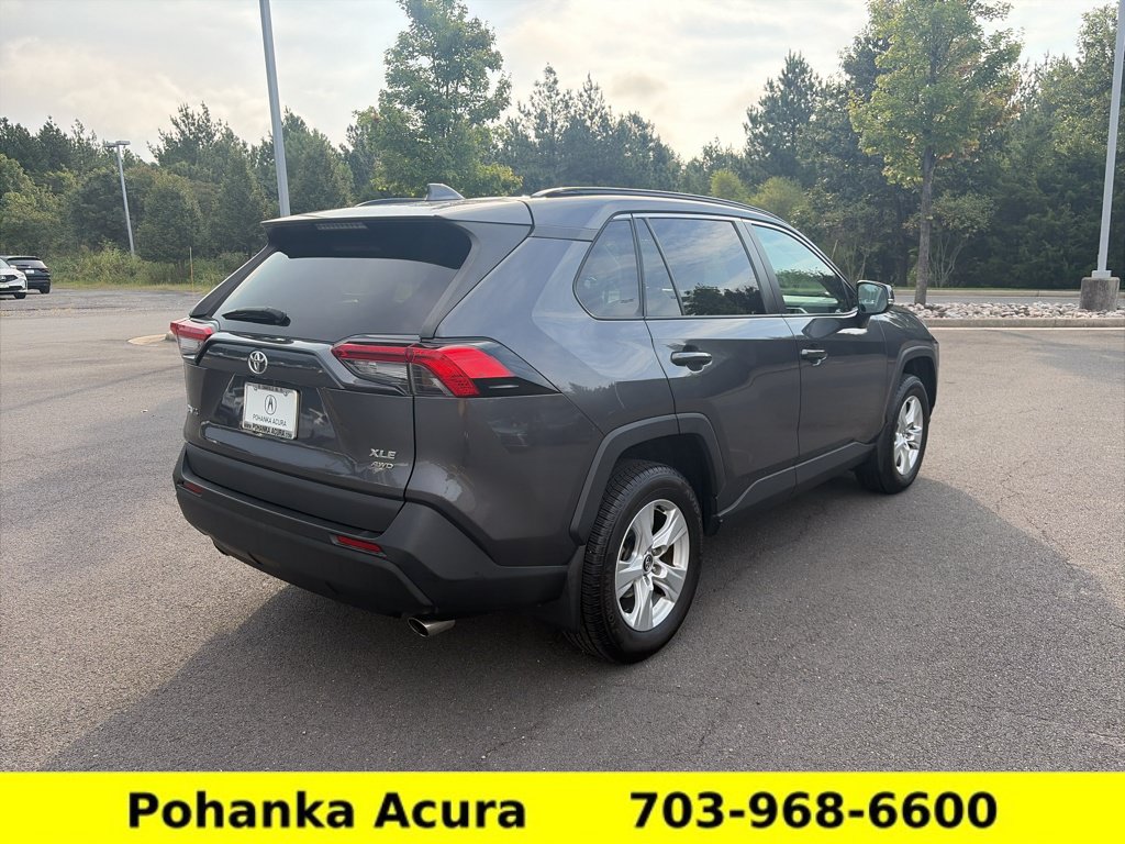 Used 2021 Toyota RAV4 XLE AWD/4WD image 7