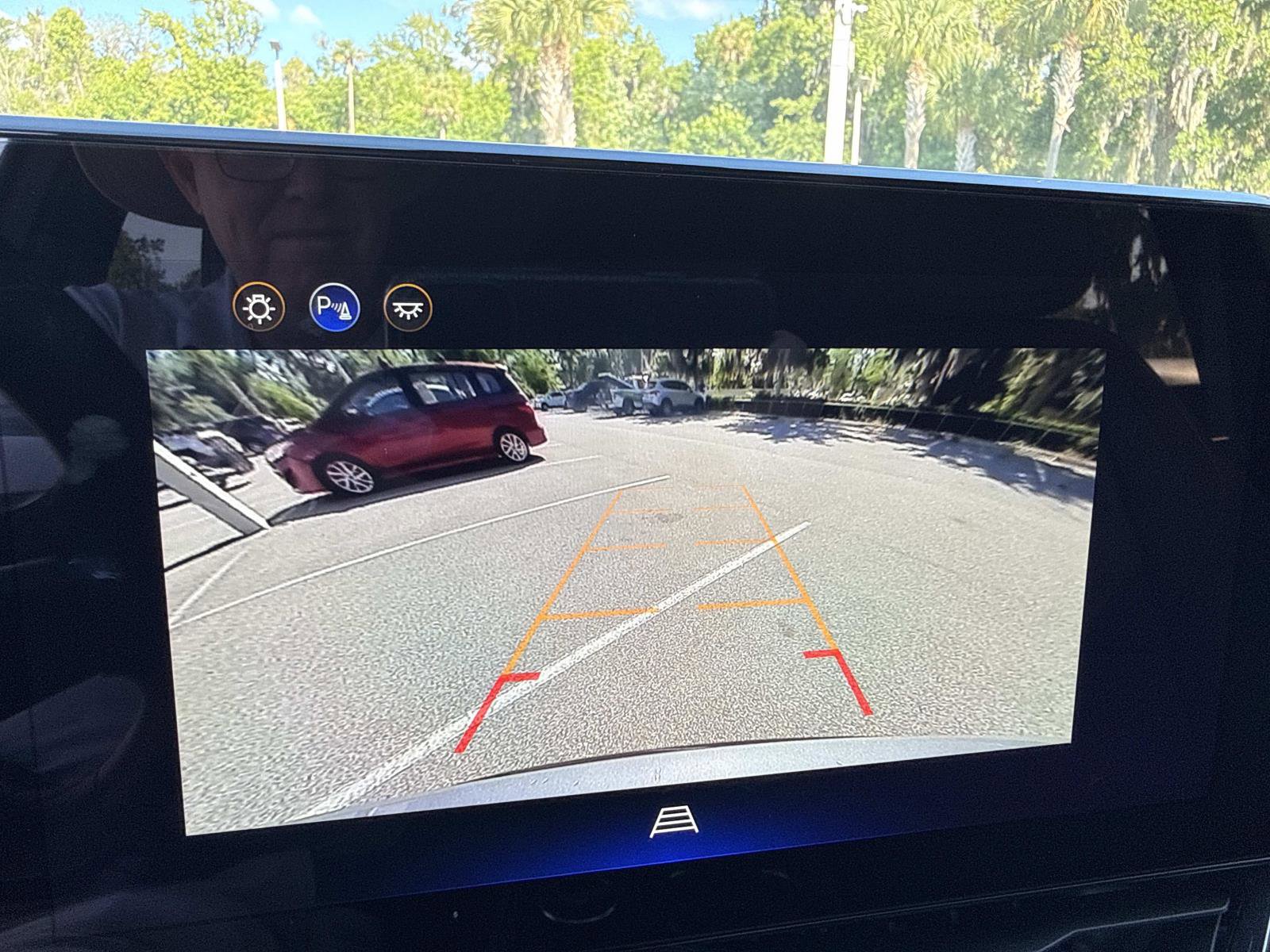 Used 2025 Chevrolet Equinox RS image 24