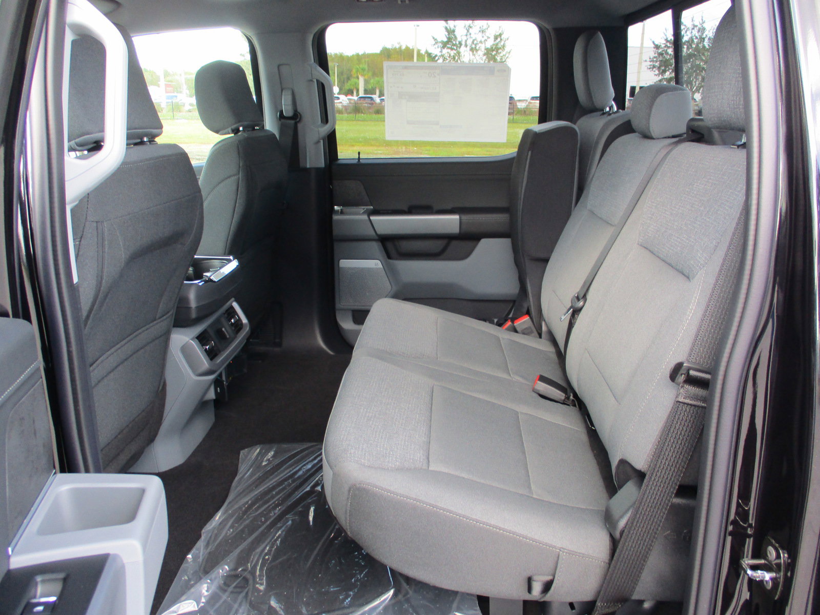 Used 2024 Ford F150 XLT w/ Equipment Group 303A High image 17