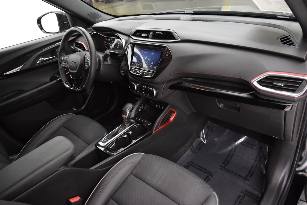 Used 2023 Chevrolet TrailBlazer RS w/ Convenience Package image 15