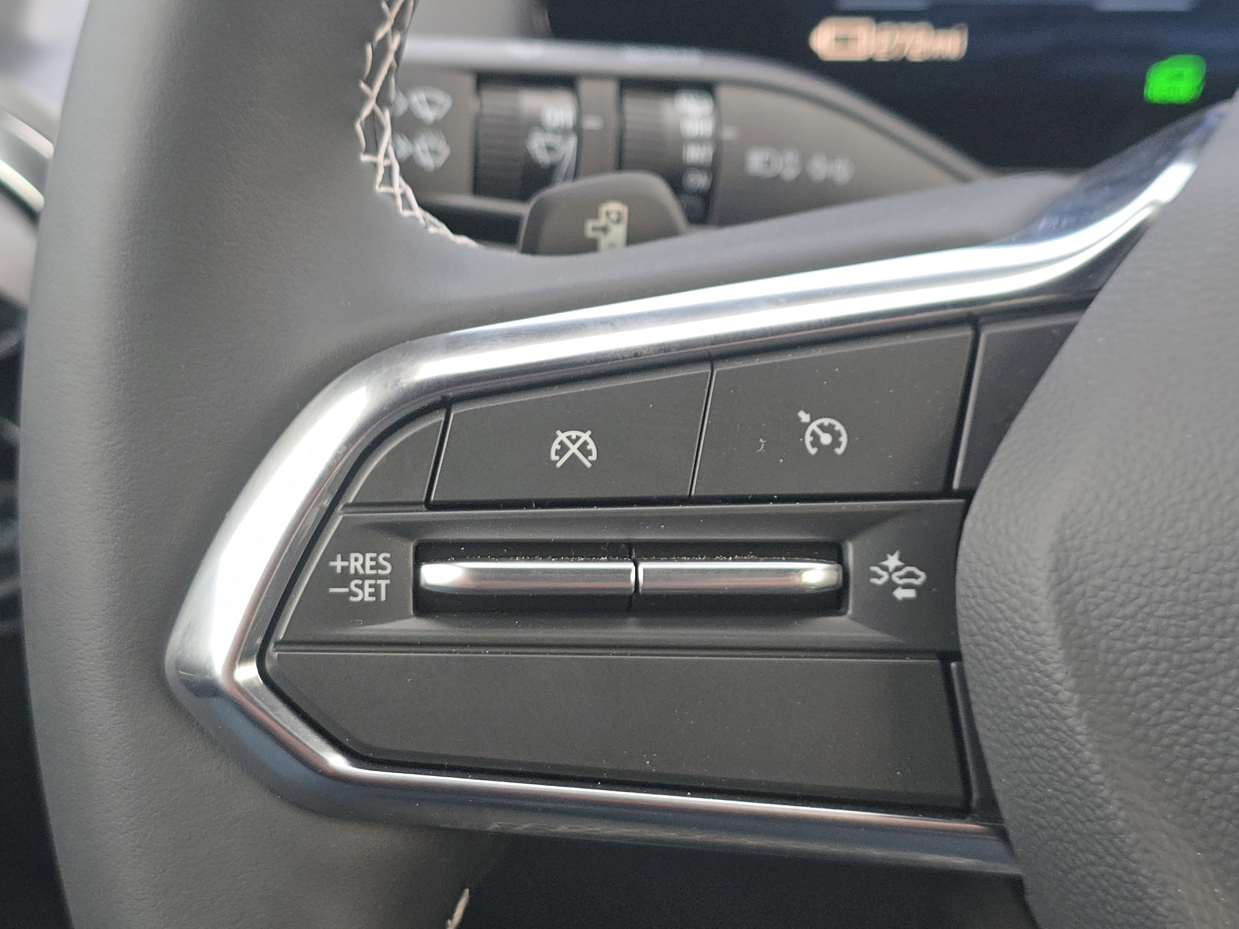 New 2026 Chevrolet Equinox EV LT image 28